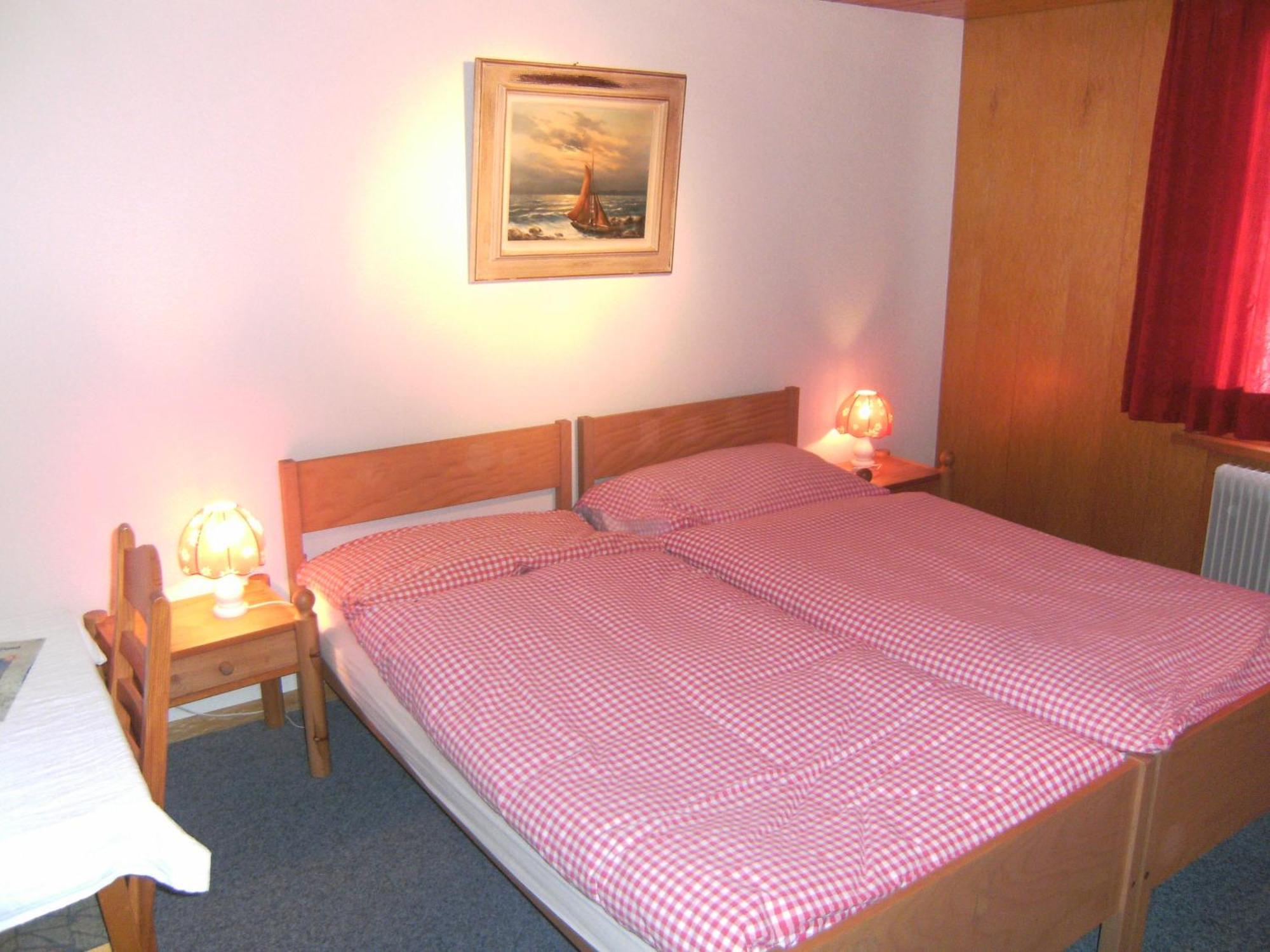 Hotel Altels Kandergrund エクステリア 写真